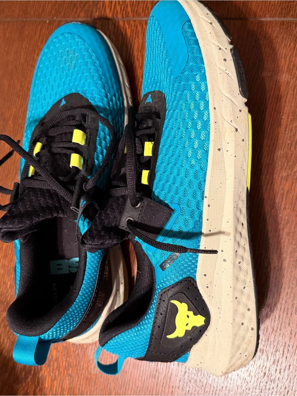 Under Armour Men’s Teal Knit Running Sneakers with Black and Yellow Accents
